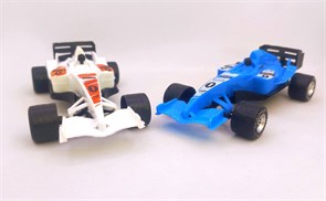 Машинка инерционная "Гоночный болид", 14,5х6,7х4см, цвет микс, в пакете 01983